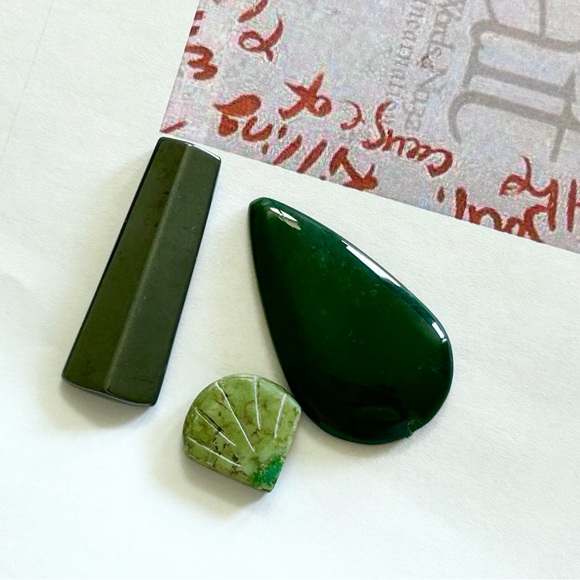 Stone vintage green necklace charms - Picture 2 of 4